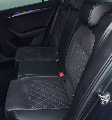 Серый Шкода Суперб, объемом двигателя 2 л и пробегом 198 тыс. км за 29500 $, фото 52 на Automoto.ua