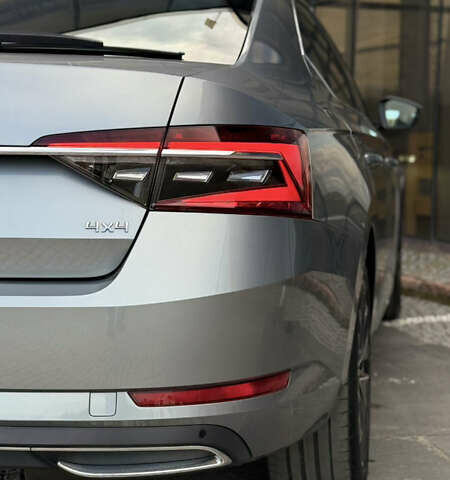 Серый Шкода Суперб, объемом двигателя 2 л и пробегом 208 тыс. км за 28900 $, фото 34 на Automoto.ua