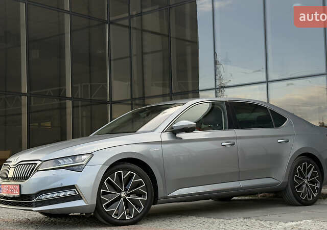 Серый Шкода Суперб, объемом двигателя 2 л и пробегом 208 тыс. км за 28900 $, фото 12 на Automoto.ua