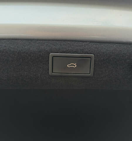 Серый Шкода Суперб, объемом двигателя 2 л и пробегом 208 тыс. км за 28900 $, фото 57 на Automoto.ua