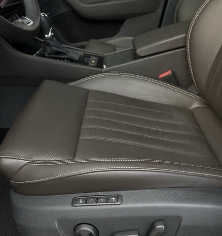 Серый Шкода Суперб, объемом двигателя 2 л и пробегом 208 тыс. км за 28900 $, фото 38 на Automoto.ua