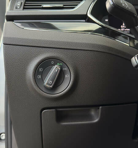 Серый Шкода Суперб, объемом двигателя 2 л и пробегом 208 тыс. км за 28900 $, фото 45 на Automoto.ua