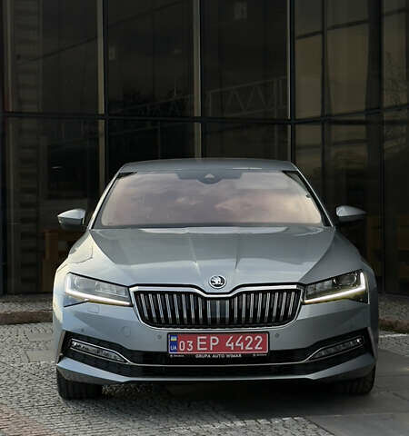 Серый Шкода Суперб, объемом двигателя 2 л и пробегом 208 тыс. км за 28900 $, фото 31 на Automoto.ua