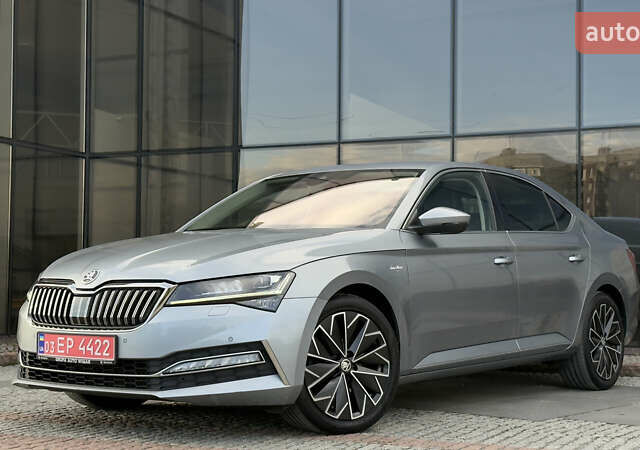 Серый Шкода Суперб, объемом двигателя 2 л и пробегом 208 тыс. км за 28900 $, фото 13 на Automoto.ua