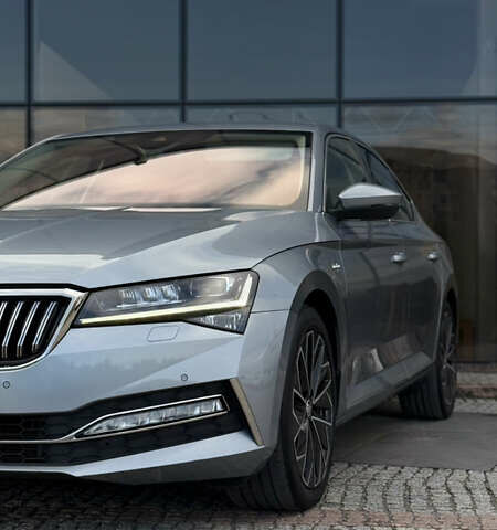 Серый Шкода Суперб, объемом двигателя 2 л и пробегом 208 тыс. км за 28900 $, фото 32 на Automoto.ua