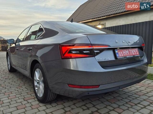 Серый Шкода Суперб, объемом двигателя 1.97 л и пробегом 187 тыс. км за 26800 $, фото 15 на Automoto.ua