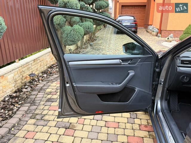 Сірий Шкода Суперб, об'ємом двигуна 1.97 л та пробігом 170 тис. км за 28500 $, фото 34 на Automoto.ua