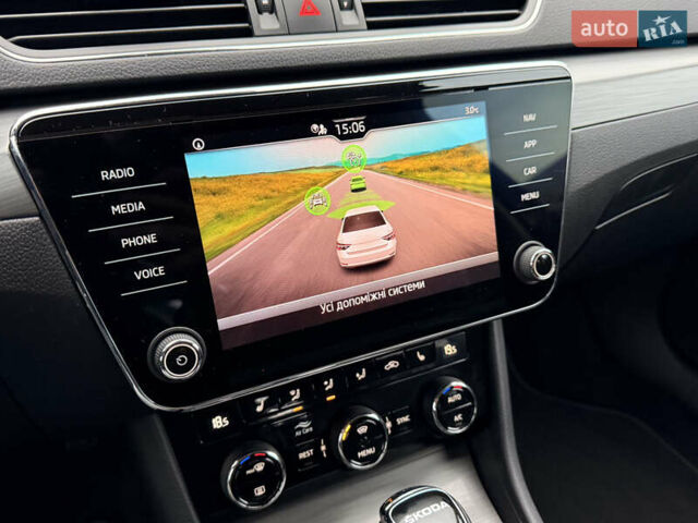 Сірий Шкода Суперб, об'ємом двигуна 1.97 л та пробігом 170 тис. км за 28500 $, фото 42 на Automoto.ua