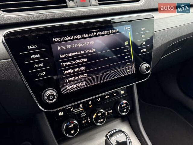 Сірий Шкода Суперб, об'ємом двигуна 1.97 л та пробігом 170 тис. км за 28500 $, фото 44 на Automoto.ua