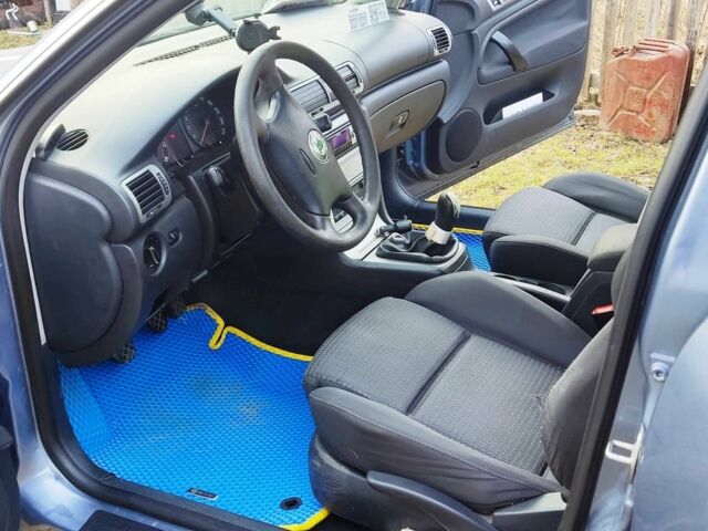 Синий Шкода Суперб, объемом двигателя 1.8 л и пробегом 295 тыс. км за 6943 $, фото 5 на Automoto.ua