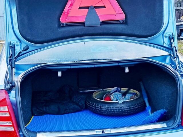 Синий Шкода Суперб, объемом двигателя 1.8 л и пробегом 295 тыс. км за 6943 $, фото 4 на Automoto.ua