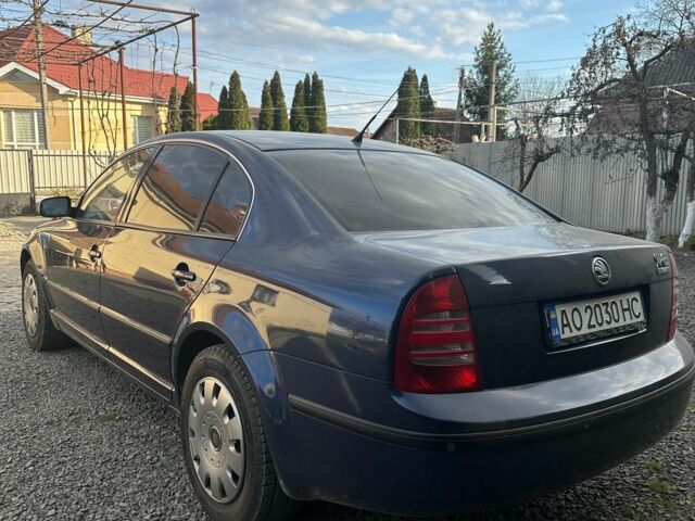 Синий Шкода Суперб, объемом двигателя 2.5 л и пробегом 370 тыс. км за 4000 $, фото 2 на Automoto.ua