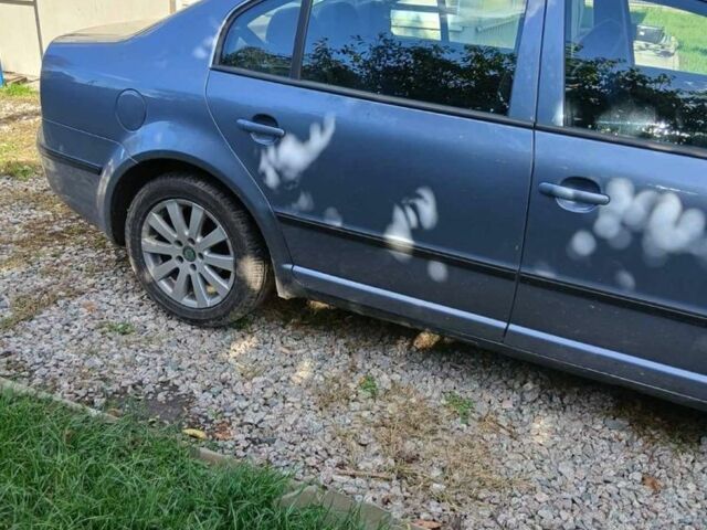 Синий Шкода Суперб, объемом двигателя 1.8 л и пробегом 240 тыс. км за 5500 $, фото 2 на Automoto.ua