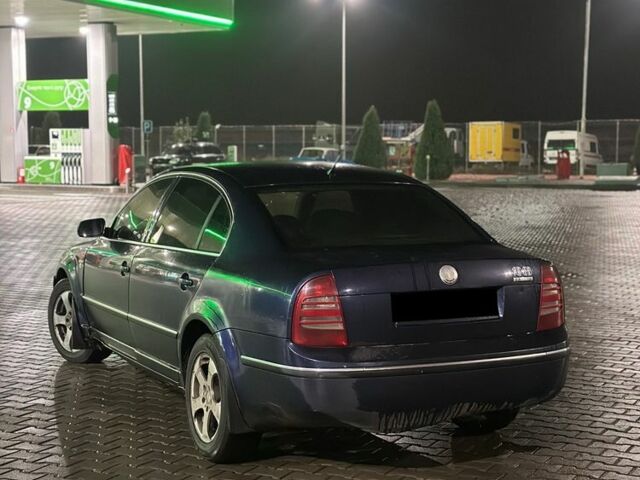 Синій Шкода Суперб, об'ємом двигуна 2.5 л та пробігом 280 тис. км за 3599 $, фото 3 на Automoto.ua