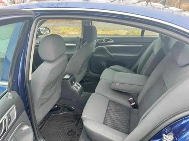 Синій Шкода Суперб, об'ємом двигуна 2 л та пробігом 363 тис. км за 2650 $, фото 11 на Automoto.ua