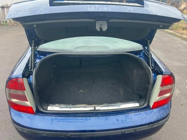 Синій Шкода Суперб, об'ємом двигуна 2 л та пробігом 363 тис. км за 2650 $, фото 14 на Automoto.ua