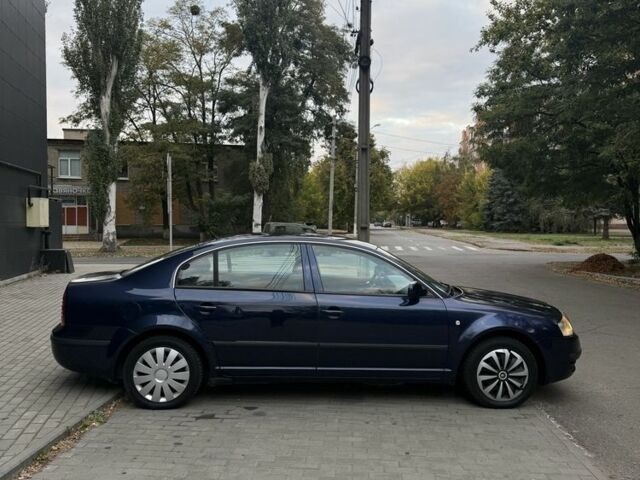 Синий Шкода Суперб, объемом двигателя 1.9 л и пробегом 300 тыс. км за 3500 $, фото 3 на Automoto.ua