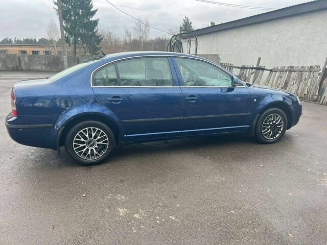 Синій Шкода Суперб, об'ємом двигуна 2 л та пробігом 363 тис. км за 2650 $, фото 2 на Automoto.ua