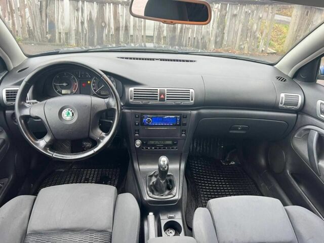 Синій Шкода Суперб, об'ємом двигуна 2 л та пробігом 363 тис. км за 2650 $, фото 10 на Automoto.ua