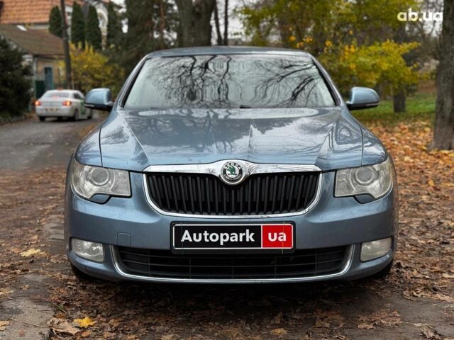 Синий Шкода Суперб, объемом двигателя 2 л и пробегом 345 тыс. км за 8640 $, фото 2 на Automoto.ua