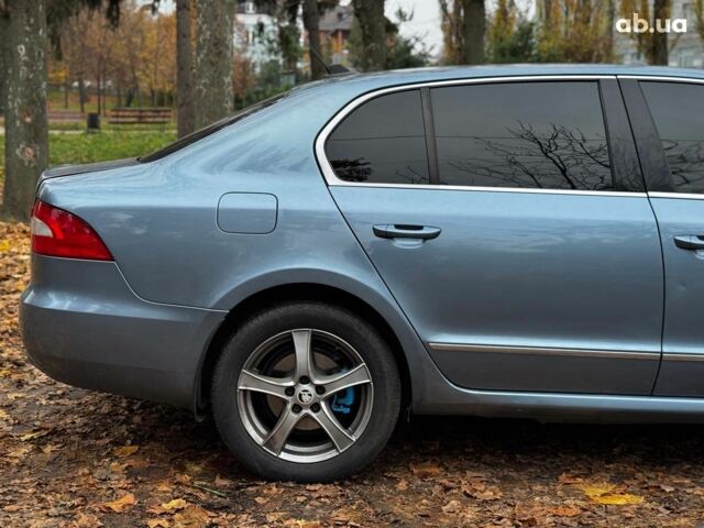 Синий Шкода Суперб, объемом двигателя 2 л и пробегом 345 тыс. км за 8640 $, фото 11 на Automoto.ua