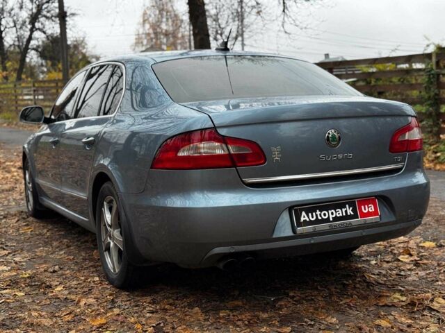 Синій Шкода Суперб, об'ємом двигуна 2 л та пробігом 345 тис. км за 8640 $, фото 12 на Automoto.ua