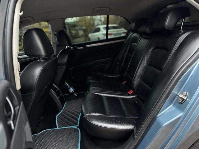 Синій Шкода Суперб, об'ємом двигуна 2 л та пробігом 345 тис. км за 8640 $, фото 17 на Automoto.ua