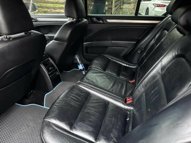 Синій Шкода Суперб, об'ємом двигуна 2 л та пробігом 345 тис. км за 8640 $, фото 18 на Automoto.ua