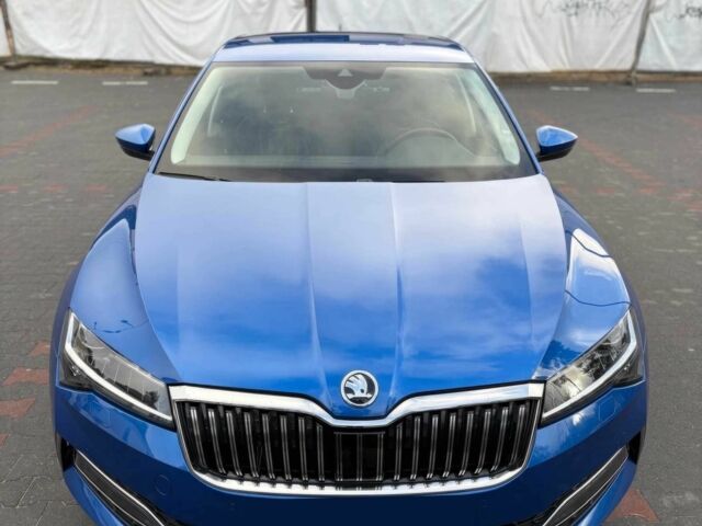 Синий Шкода Суперб, объемом двигателя 2 л и пробегом 31 тыс. км за 7700 $, фото 1 на Automoto.ua
