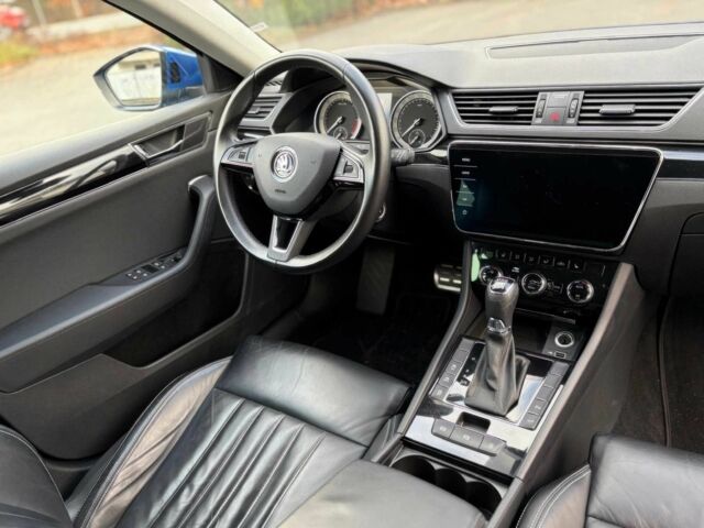 Синий Шкода Суперб, объемом двигателя 2 л и пробегом 31 тыс. км за 7700 $, фото 6 на Automoto.ua