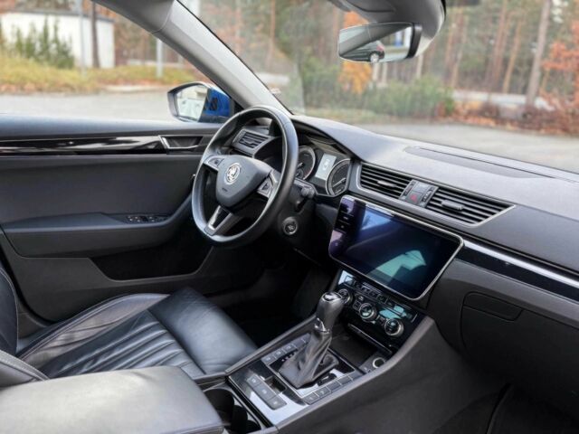 Синий Шкода Суперб, объемом двигателя 2 л и пробегом 31 тыс. км за 7700 $, фото 5 на Automoto.ua