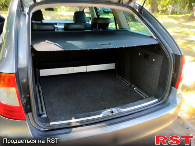 Синий Шкода Суперб, объемом двигателя 2 л и пробегом 300 тыс. км за 9950 $, фото 12 на Automoto.ua