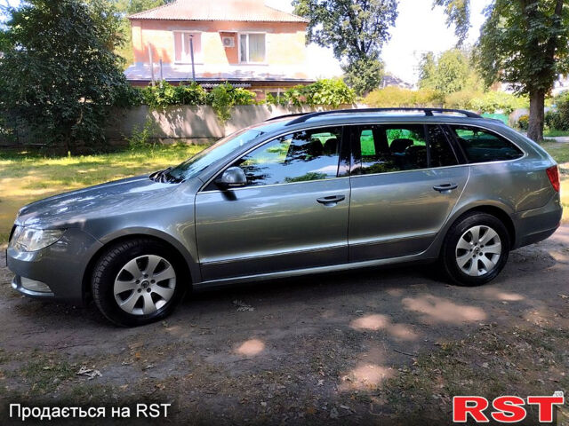 Синий Шкода Суперб, объемом двигателя 2 л и пробегом 300 тыс. км за 9950 $, фото 4 на Automoto.ua