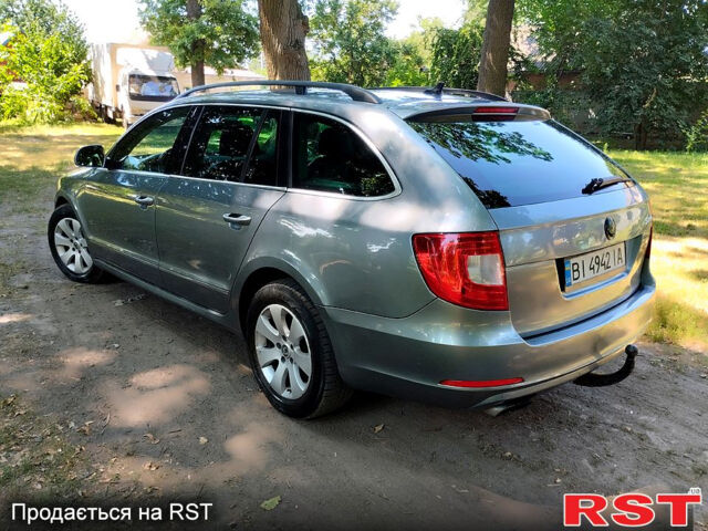 Синий Шкода Суперб, объемом двигателя 2 л и пробегом 300 тыс. км за 9950 $, фото 5 на Automoto.ua