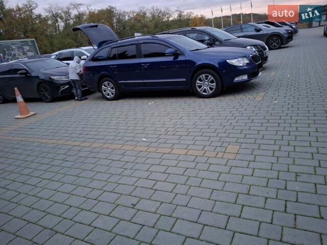 Синій Шкода Суперб, об'ємом двигуна 1.6 л та пробігом 290 тис. км за 8900 $, фото 5 на Automoto.ua