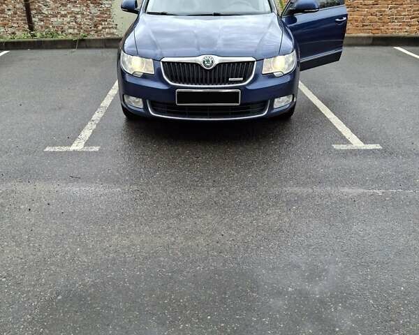 Синій Шкода Суперб, об'ємом двигуна 1.6 л та пробігом 290 тис. км за 8900 $, фото 12 на Automoto.ua