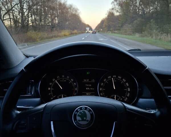 Синій Шкода Суперб, об'ємом двигуна 1.6 л та пробігом 290 тис. км за 8900 $, фото 15 на Automoto.ua