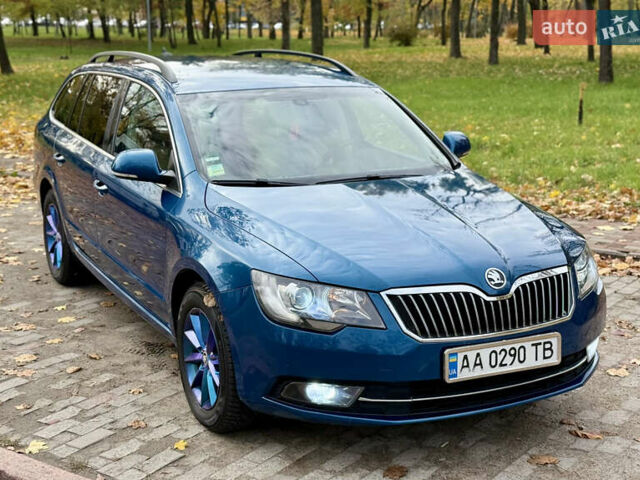 Синій Шкода Суперб, об'ємом двигуна 2 л та пробігом 325 тис. км за 10700 $, фото 10 на Automoto.ua