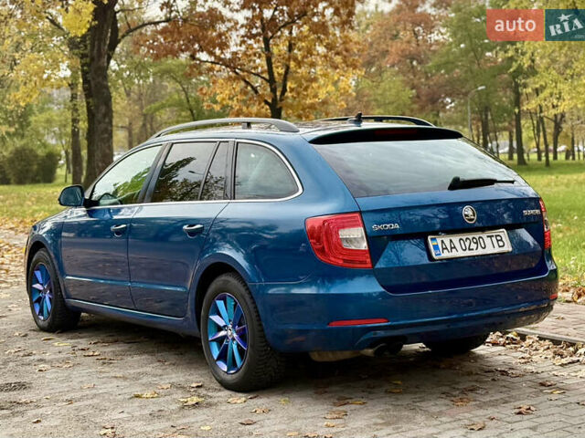 Синій Шкода Суперб, об'ємом двигуна 2 л та пробігом 325 тис. км за 10700 $, фото 8 на Automoto.ua