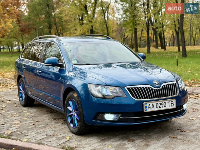 Синій Шкода Суперб, об'ємом двигуна 2 л та пробігом 325 тис. км за 10700 $, фото 11 на Automoto.ua