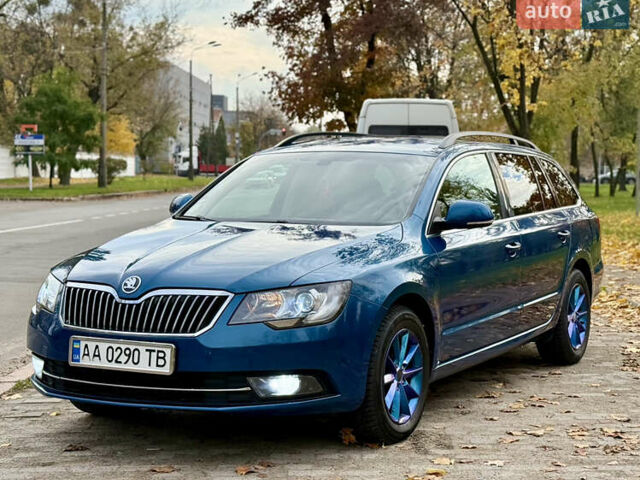 Синій Шкода Суперб, об'ємом двигуна 2 л та пробігом 325 тис. км за 10700 $, фото 1 на Automoto.ua