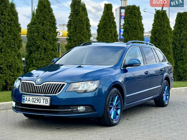 Синий Шкода Суперб, объемом двигателя 2 л и пробегом 324 тыс. км за 11800 $, фото 1 на Automoto.ua