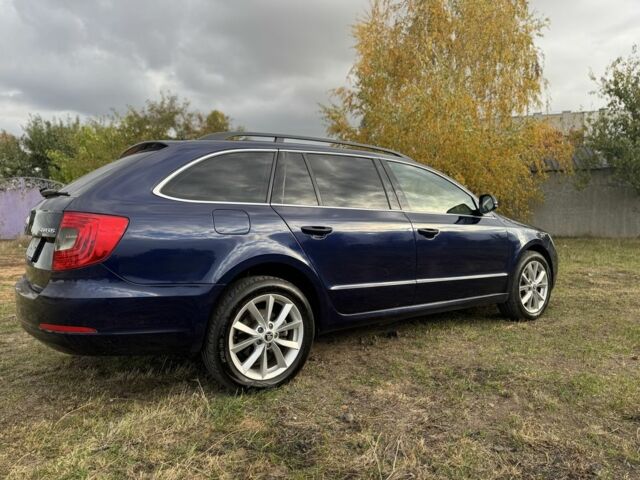 Синий Шкода Суперб, объемом двигателя 2 л и пробегом 228 тыс. км за 10100 $, фото 2 на Automoto.ua