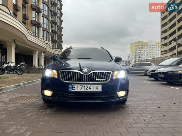 Синий Шкода Суперб, объемом двигателя 1.6 л и пробегом 346 тыс. км за 8490 $, фото 4 на Automoto.ua