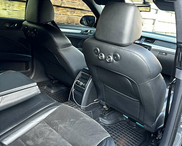 Синій Шкода Суперб, об'ємом двигуна 1.97 л та пробігом 369 тис. км за 12900 $, фото 11 на Automoto.ua