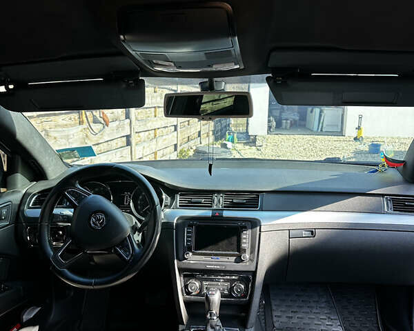 Синій Шкода Суперб, об'ємом двигуна 1.97 л та пробігом 369 тис. км за 12900 $, фото 7 на Automoto.ua