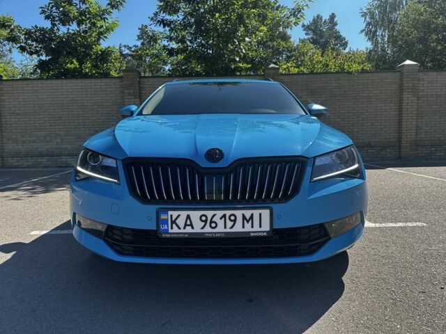 Синий Шкода Суперб, объемом двигателя 2 л и пробегом 280 тыс. км за 17900 $, фото 5 на Automoto.ua