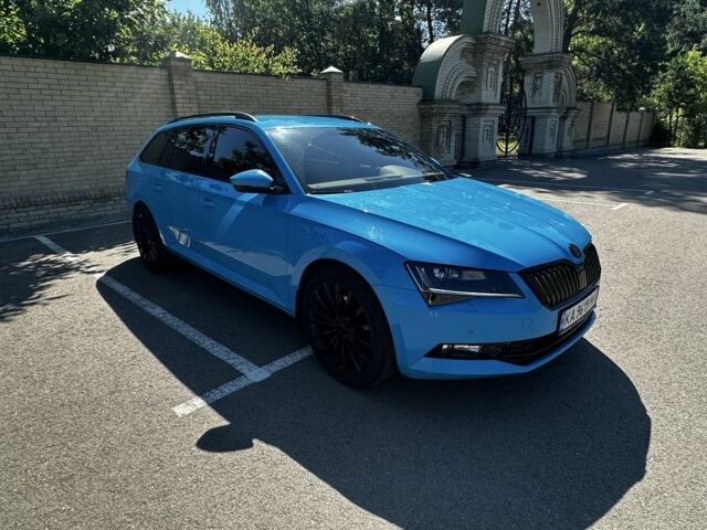 Синий Шкода Суперб, объемом двигателя 2 л и пробегом 280 тыс. км за 17900 $, фото 6 на Automoto.ua