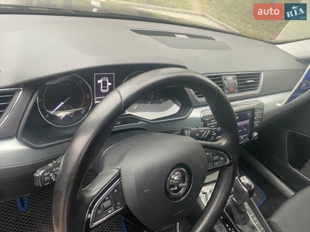 Синий Шкода Суперб, объемом двигателя 1.97 л и пробегом 320 тыс. км за 16500 $, фото 40 на Automoto.ua
