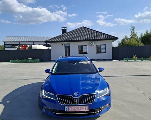 Синій Шкода Суперб, об'ємом двигуна 2 л та пробігом 177 тис. км за 18600 $, фото 5 на Automoto.ua